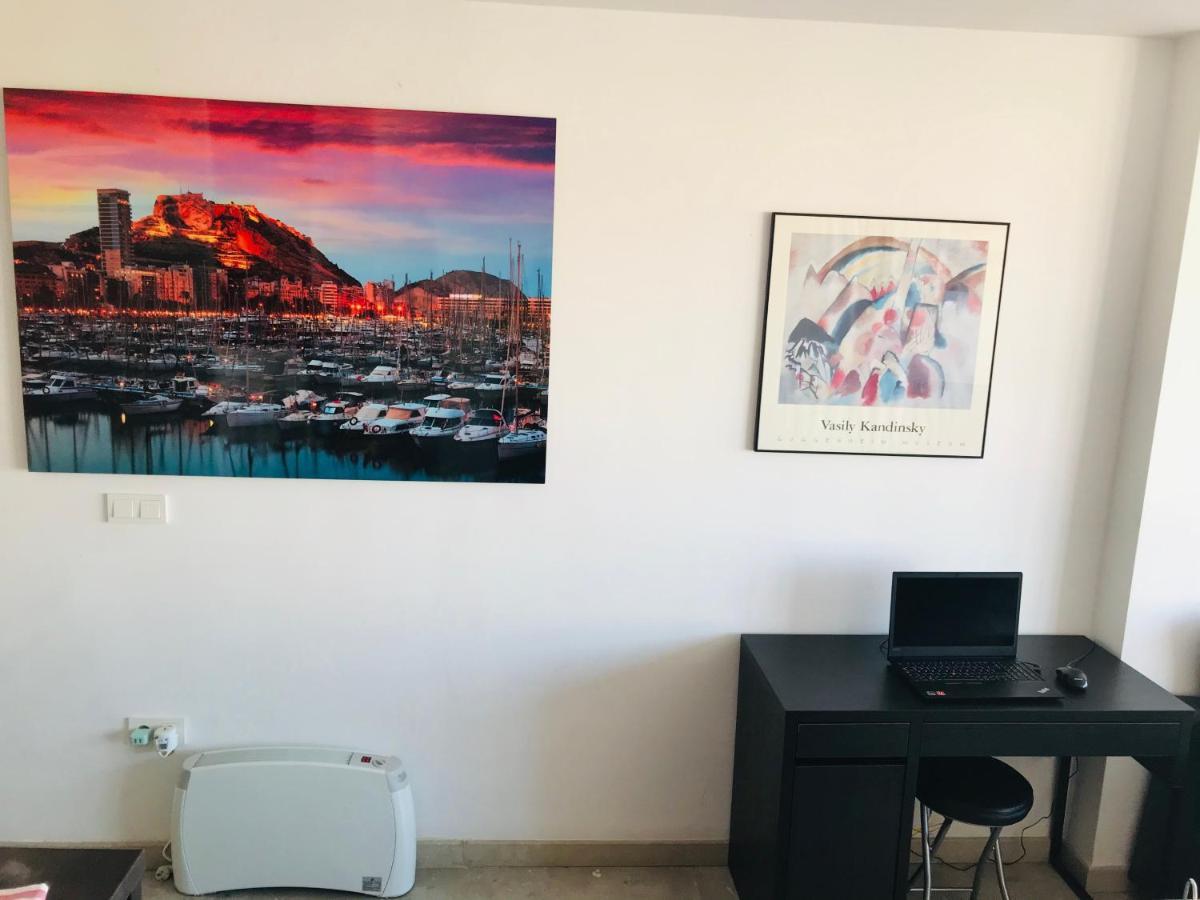 Beach Suite, City & Mountain View Alicante Esterno foto